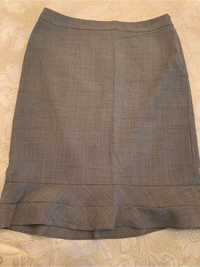 Anne Klein—Classic Gray Women's Work Skirt - Smart Tailored Style